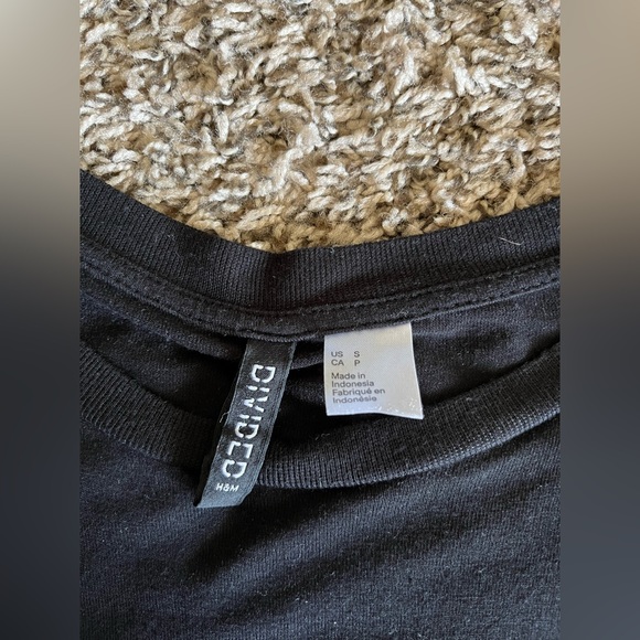 Black crop with white stripes - Picture 4 of 5